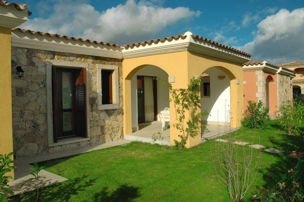 Holiday Homes Stella Marina San Teodoro  Ruang foto